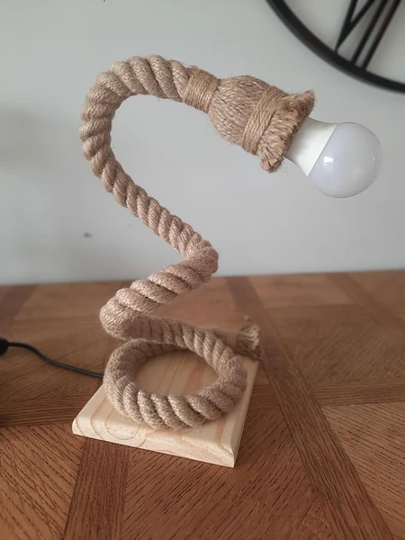 SOLENZO - Lampe à poser originale corde vrille - lampe de chevet bord de mer - ampoule E27 offerte (Naturelle) [Classe énergétique F]