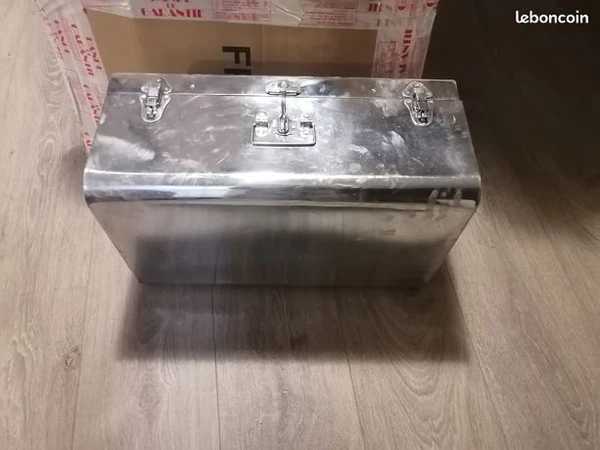 Lot de 2 malles de rangement