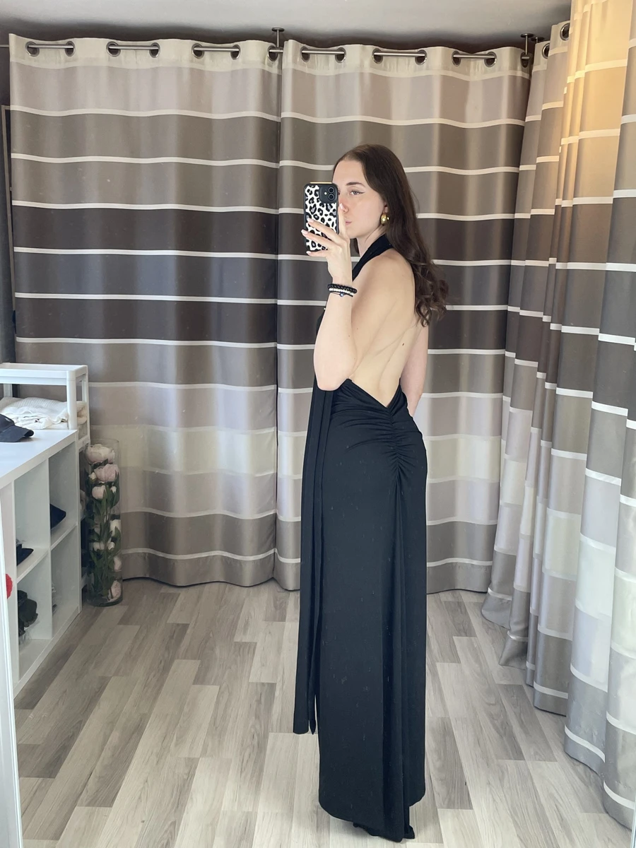 Robe dos nu noire