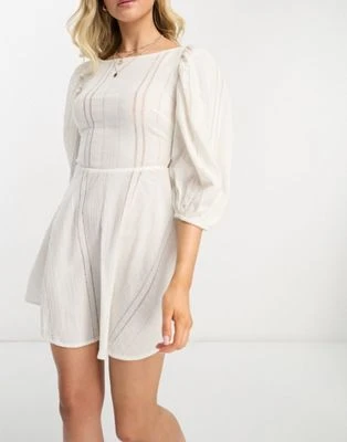 ASOS DESIGN - Robe de plage courte avec lien noué au dos et détail ajouré façon échelle - Naturel
