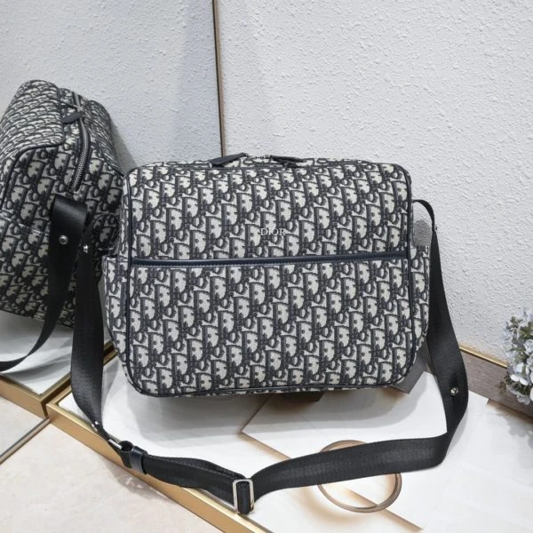 Sac à langer Dior – bsbella