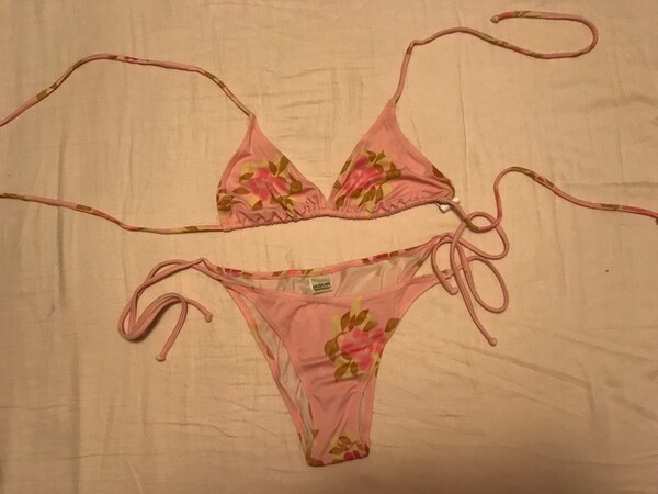 bikini con motivi floreali 