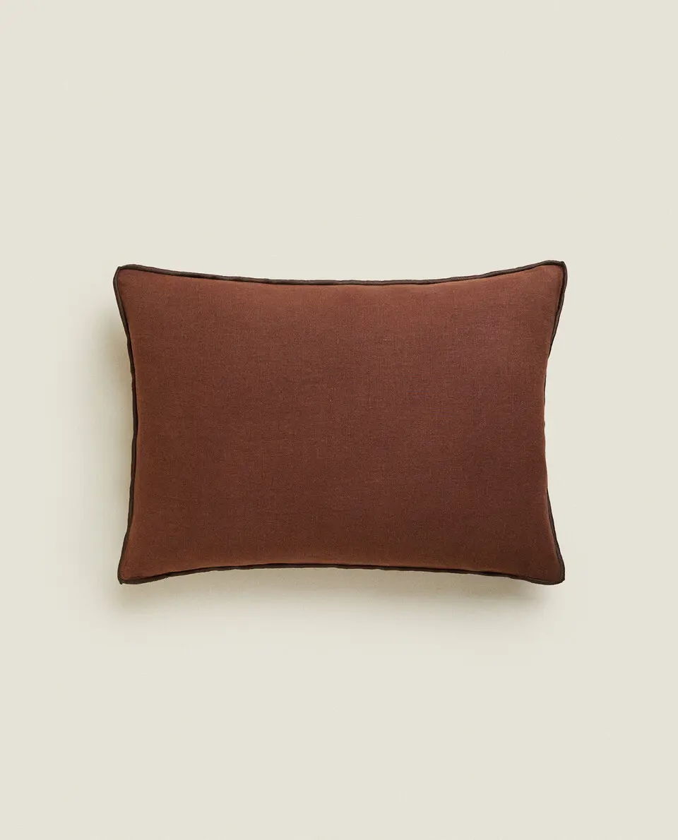 HOUSSE DE COUSSIN OVERLOCK