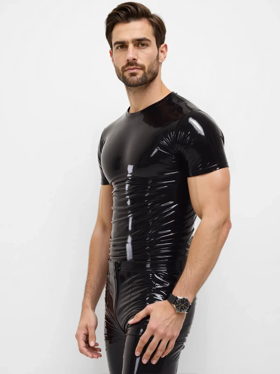 T-shirt classique en latex