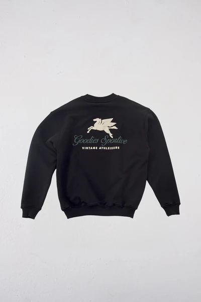 550G Premium Black Crewneck