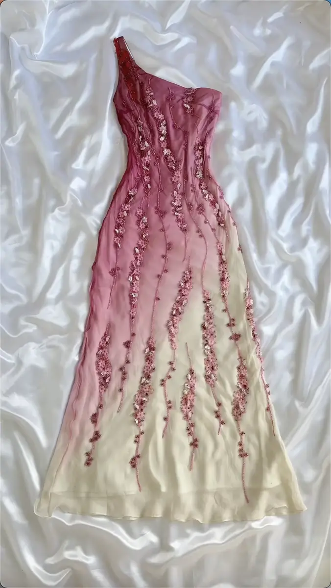 Beautiful fairytale dress🧚🏻