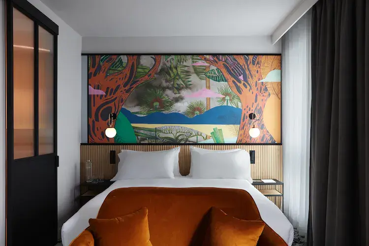 Brunch, Piscine et Chambre