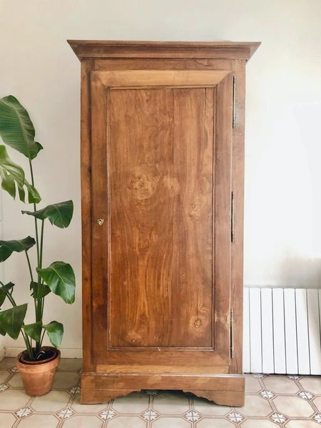 Armoire parisienne Bonnetière