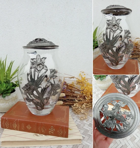 Boîte en verre et en étain ancienne