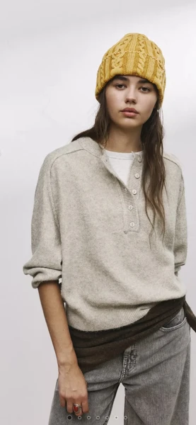  Pull beige