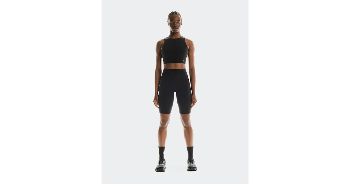Studio Tights Short : training de performance femme