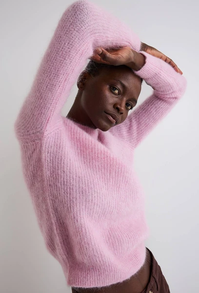 Pull col rond contenant du mohair