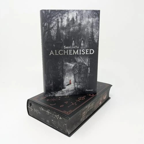Alchemised English Edition: The global dark fantasy sensation, with sprayed edges