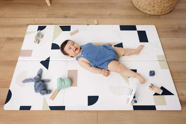 Tapis de jeu - le savana - Pliable et se transporte dans un sac - On l'utilise dans le salon et en déplacement