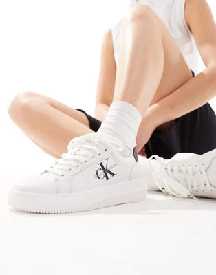 Calvin Klein Jeans - Baskets à monogramme avec semelle cuvette chunky - Multicolore