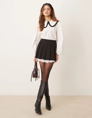Miss Selfridge - Mini-jupe en satin et dentelle à bordure contrastante