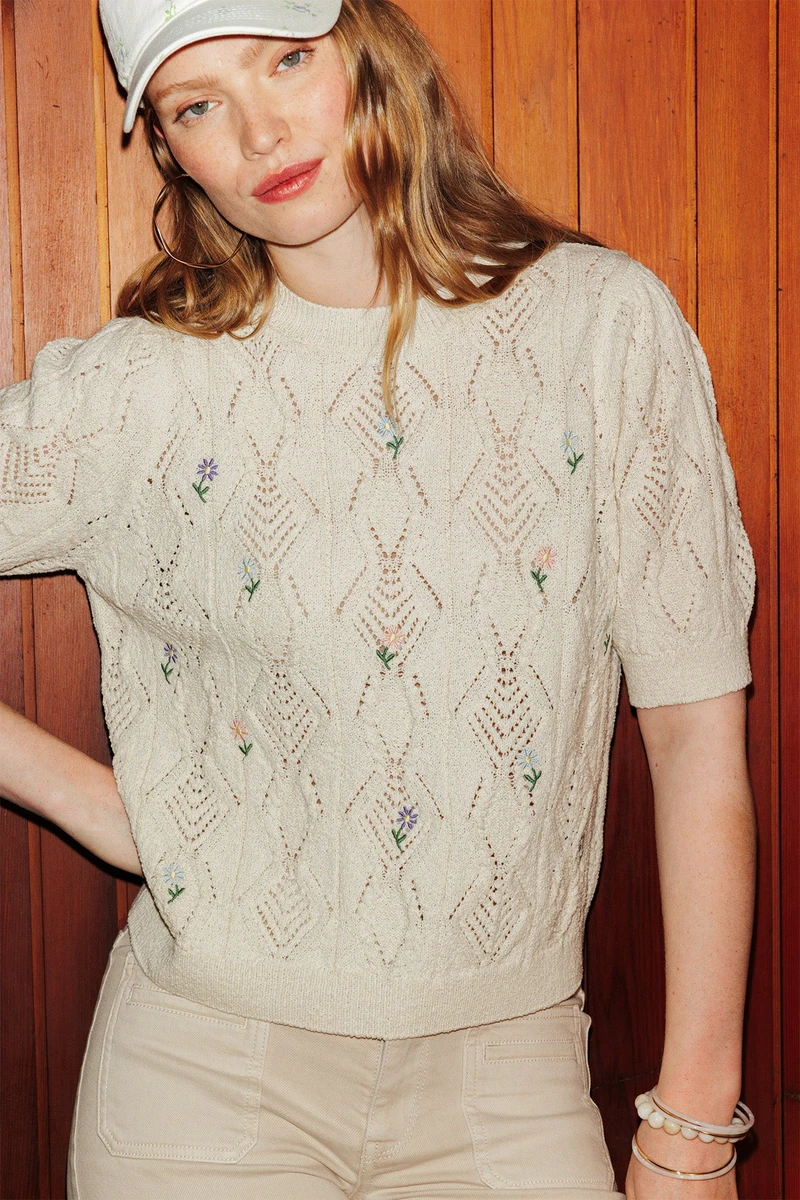 Pull brodé de fleurs Femme