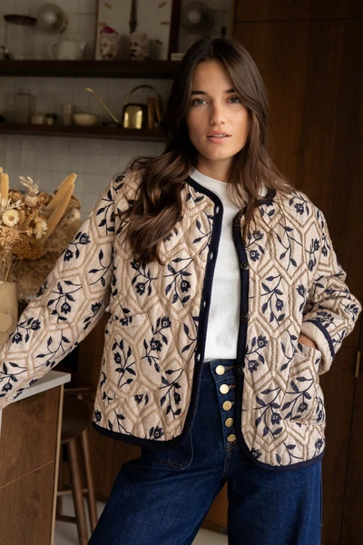 VESTE PALOVA