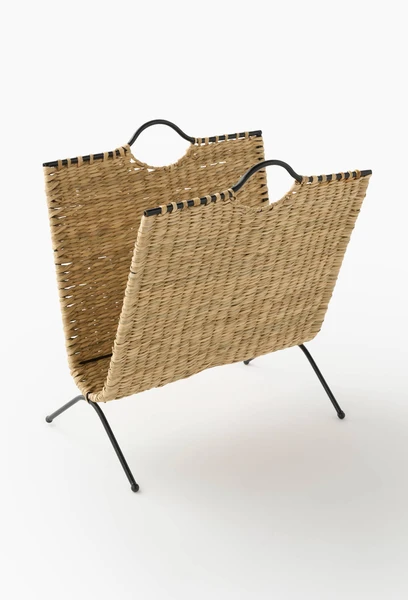 Porte-revues, 35x21xH35/39 cm, en jonc de mer et métal