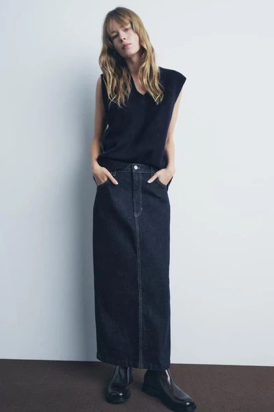 TOP GILET EN MAILLE UNIE