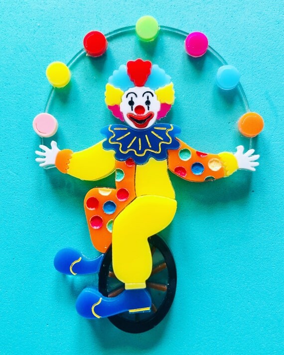 COLLECTION FUNFAIR: Acrobat Clown Acrylique Brooch