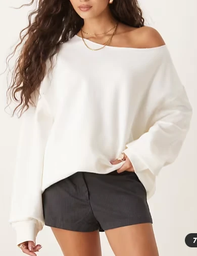 ASOS DESIGN - Sweat oversize à épaules dénudées - Blanc