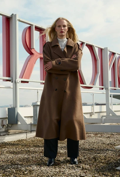 Trench long contenant de la laine