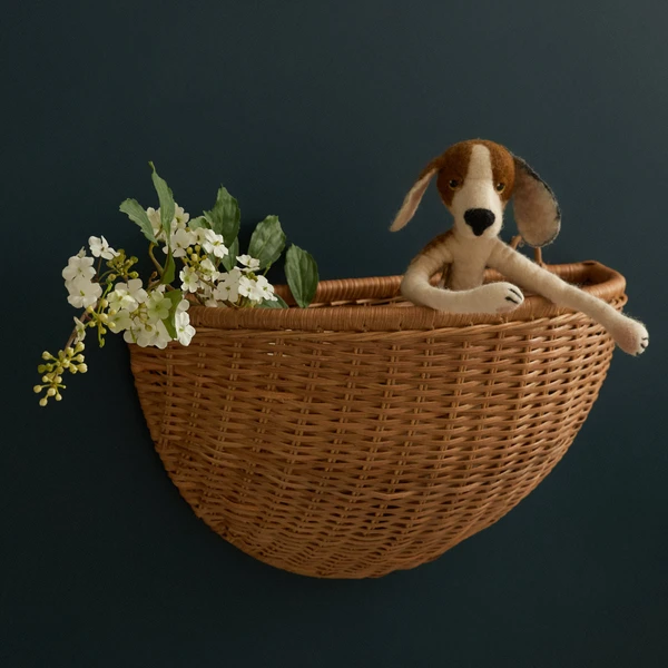 Grand panier mural en rotin