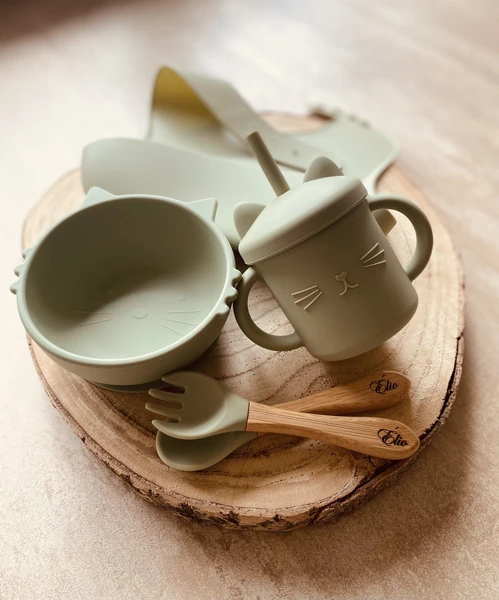Mon set repas petit chat personnalisé-cadeau naissance personnalisé -cadeau baptême personnalisé -box naissance personnalisée -cadeau bébé