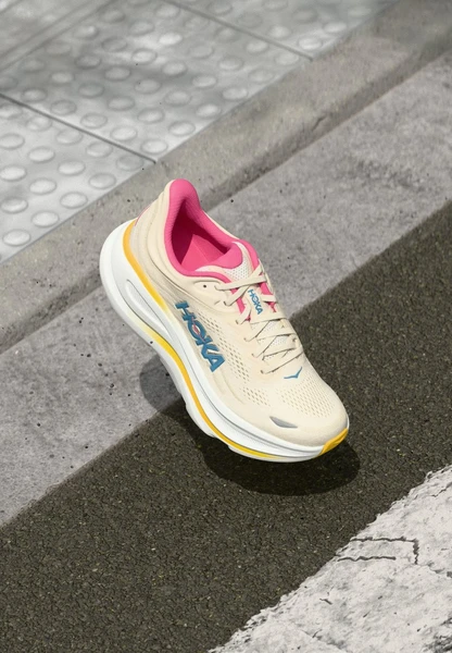 BONDI 9 - Chaussures de running sur route - alabaster / birch