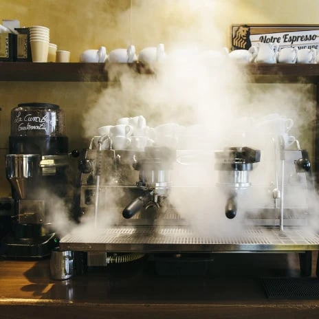Atelier caféologie La Caféothèque – 2h pour explorer l’univers du café, dégustations & théorie, repartez avec 125g