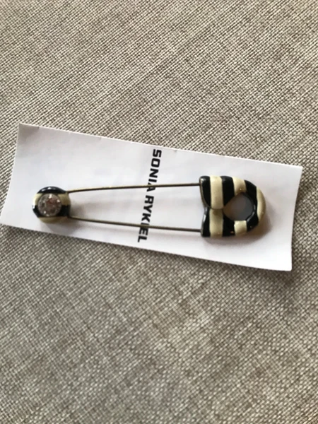 Broche