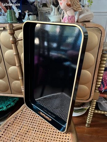Magnifique plateau laqué noir vintage MELARTI