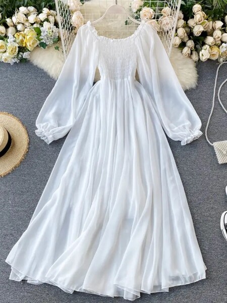 Robe fluide blanche