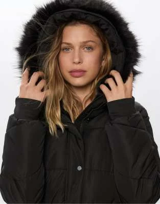 Stradivarius - Doudoune élégante - Noir