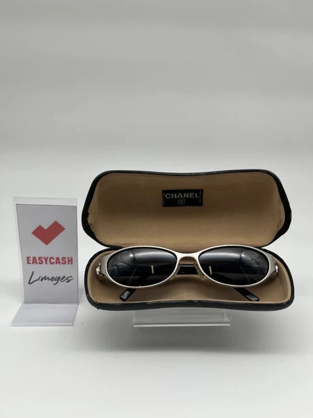 Lunettes de soleil Chanel Argentées