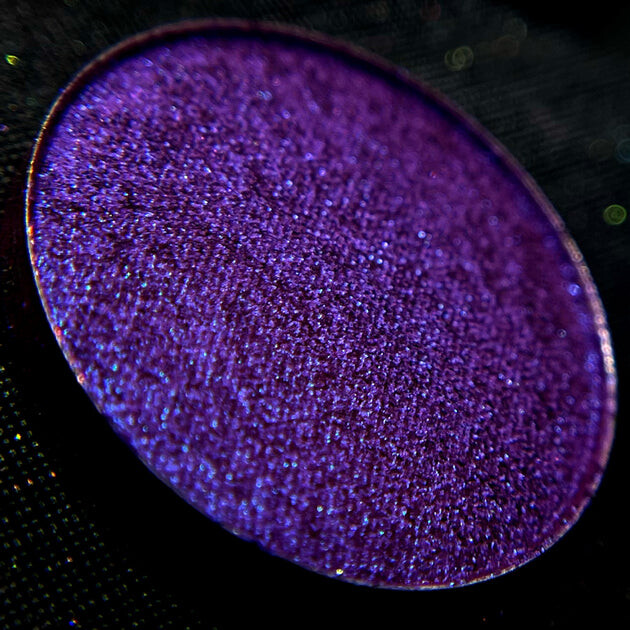 Megabat Chameleon Pressed Pigment