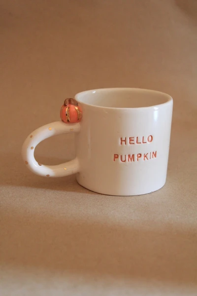 Mug décoré fait main de citrouille, tasse de citrouille bonjour, cadeau de conception d'Halloween
