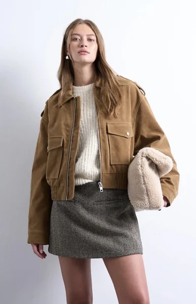 Topshop - Bomber court en imitation daim avec boutons-pression - Camel