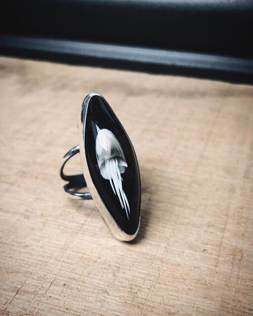 JNctrn on Instagram: "Makeover pour la bague Méduse en verre de @julie_schn4"