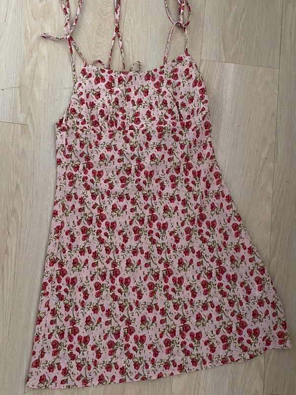 Robe rose à fleur rouge taille L