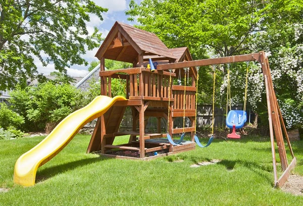 Aire de jeux extérieure