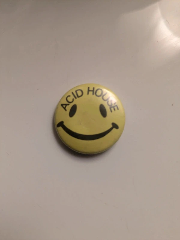 Vintage Smiley face badge Acid house (born'1987)