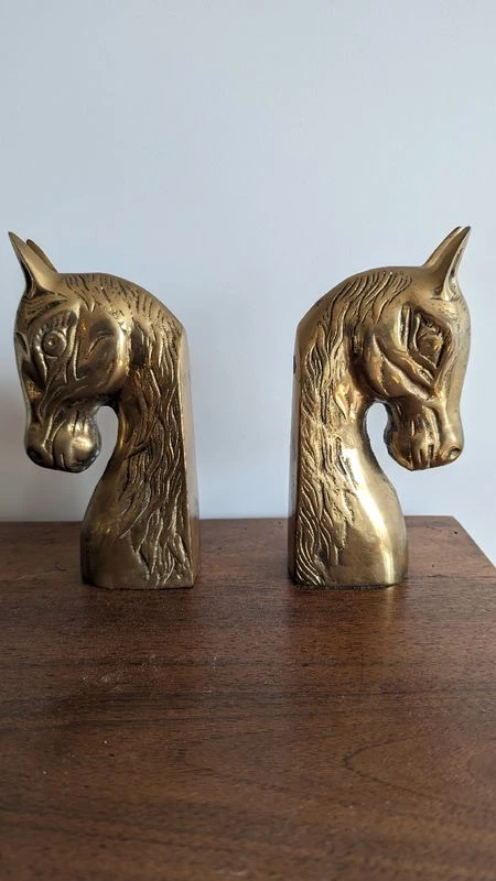 Sculpture tête Cheval cale livre