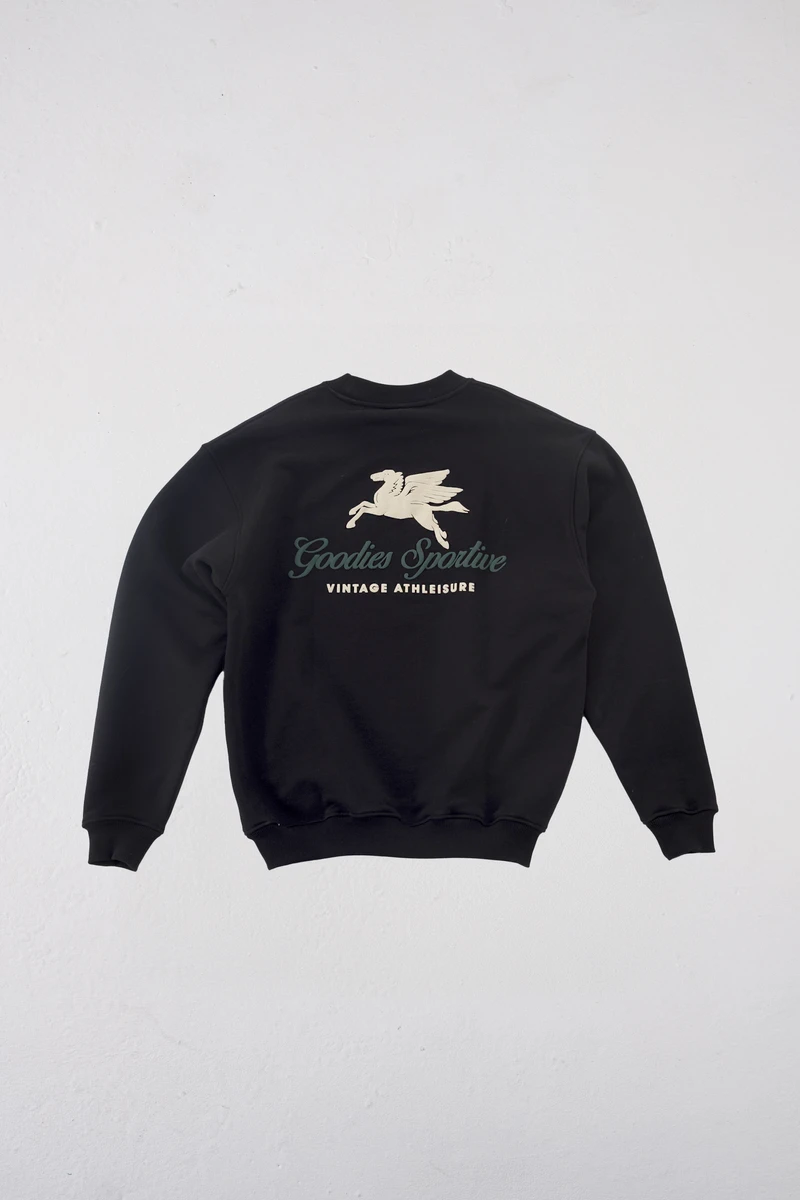 550G Premium Black Crewneck