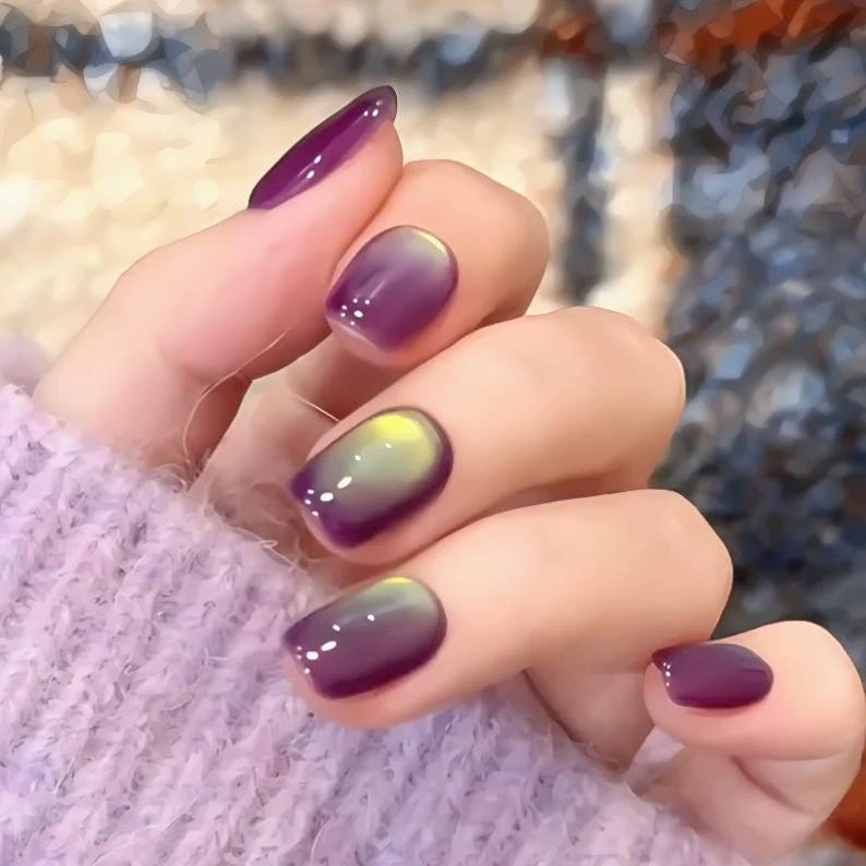 Ongles à presser oeil de chat violet Aurora fait main : dégradé de pierres précieuses