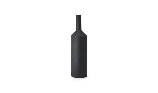 Halla, grand vase en terre cuite, noir mat | MADE.com