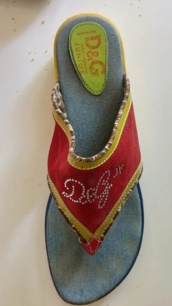 Tong D&G junior taille 40