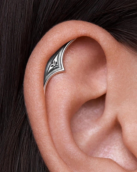 Goth Hidden Helix Earring • Cartilage Helix Piercing 18G 16G • Dark Silver Jewelry • Gothic Jewelry Punk Tattoo Medieval Earring • CRT021