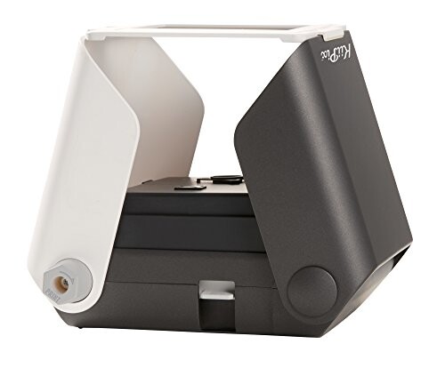 TOMY KIIPIX - Imprimante Photo Portable Noire Intense E72754, Mini Imprimante Photo Couleur 1 ppm, Imprimante instantanée Polaroïd, Scanner Portable Adapté aux 14ans+